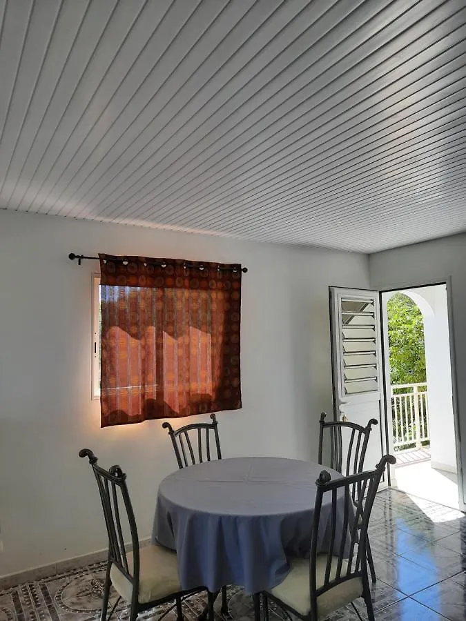 Chez Lilise 2 Apartment Sainte-Anne